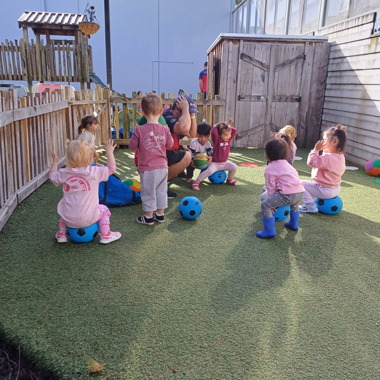 Busy Bees Apollo Rosedale Albany Childcare Physical Exercise
