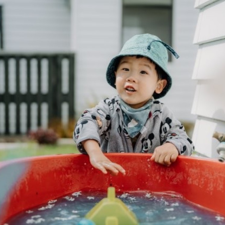 Busy Bees Avonhead Water play at daycare