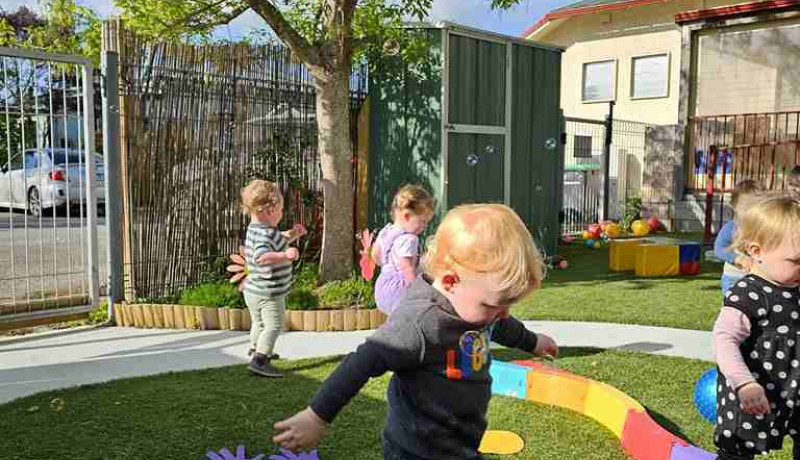 Outdoor physical activity at Busy Bees Carterton