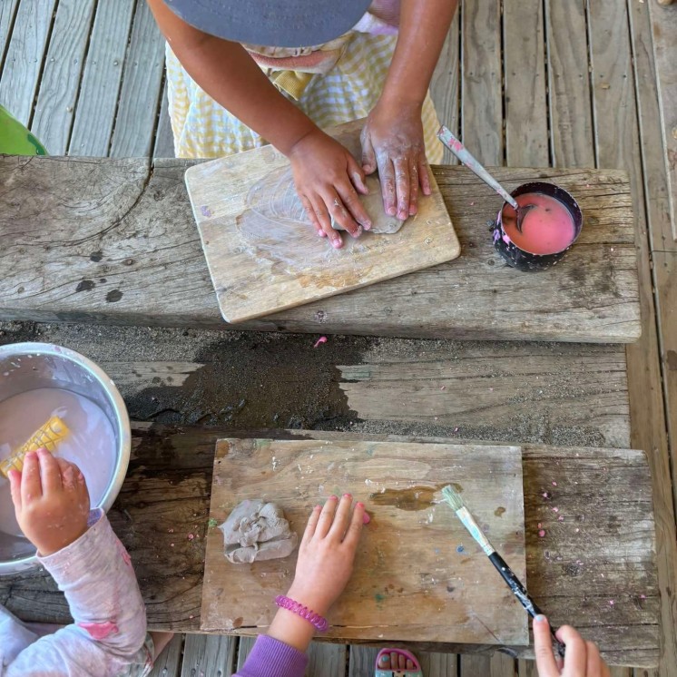 Creative and artistic clay play at Busy Bees Grandview Road