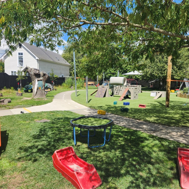 Busy Bees Greytown backyard outdoor playground for physical movement and development
