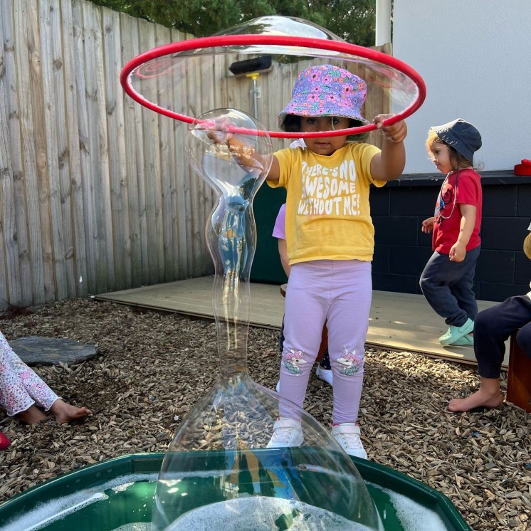 Busy Bees Hamilton East fun with bubbles