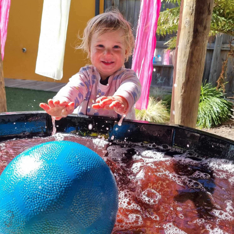 Splish, splash water play at Busy Bees Hastings