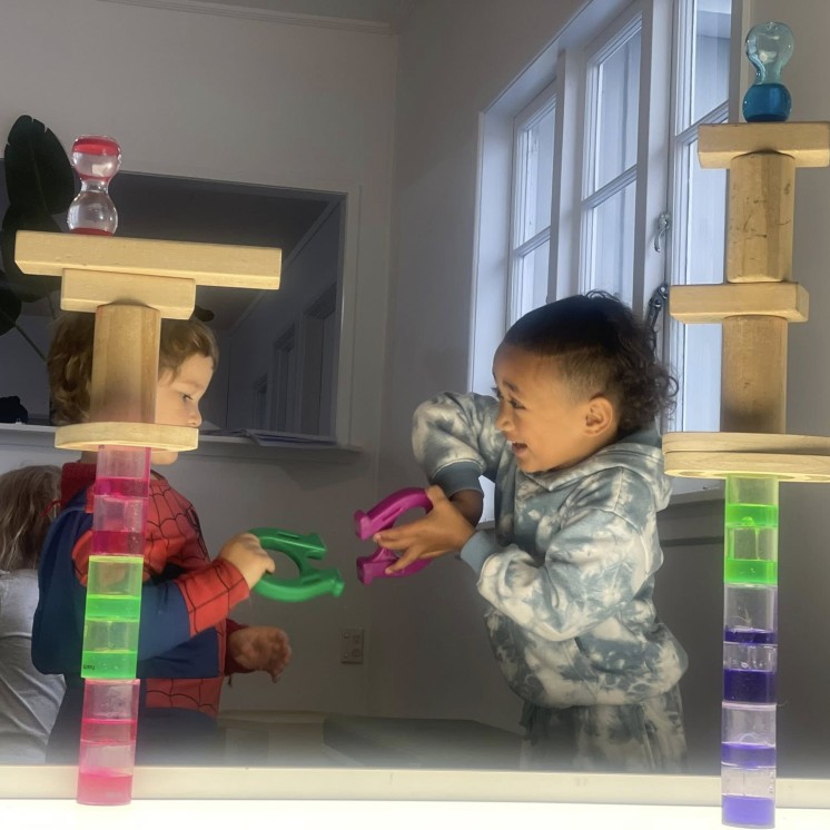 Busy Bees Katikati childcare toddlers block building