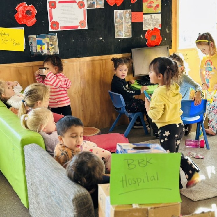 Busy Bees Kawatiri kids playing doctors