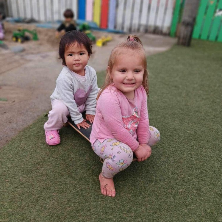 Busy Bees Kerikeri Nursery playing outside