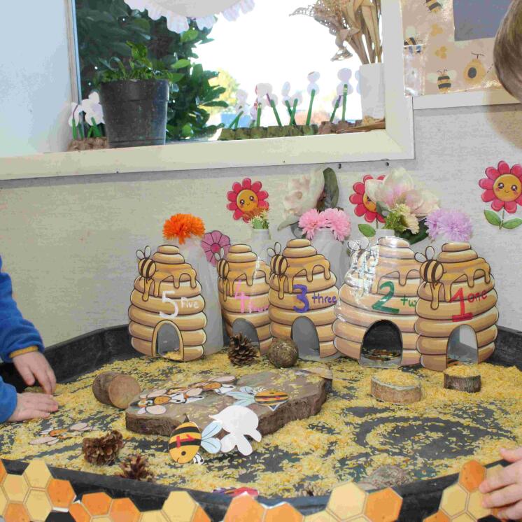 Numeracy education for preschoolers at Busy Bees Lake Terrace 
