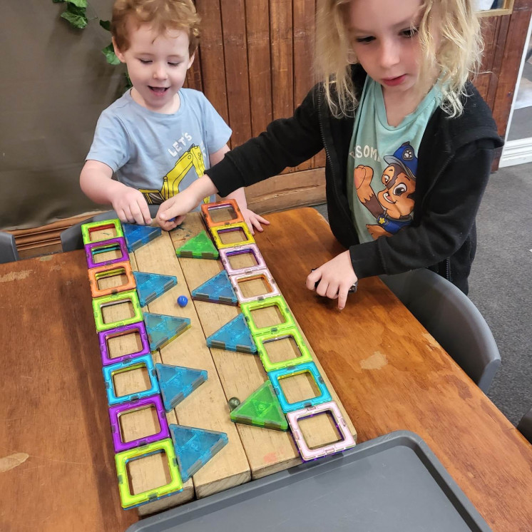 Learn & play in Busy Bees Motueka