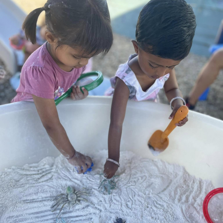 Messy play is a favorite activity at Busy Bees Mount Wellington
