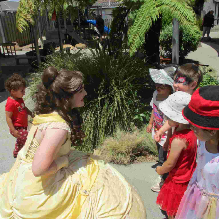 Dress up play in preschoolers room at Busy Bees Ngongotahā 