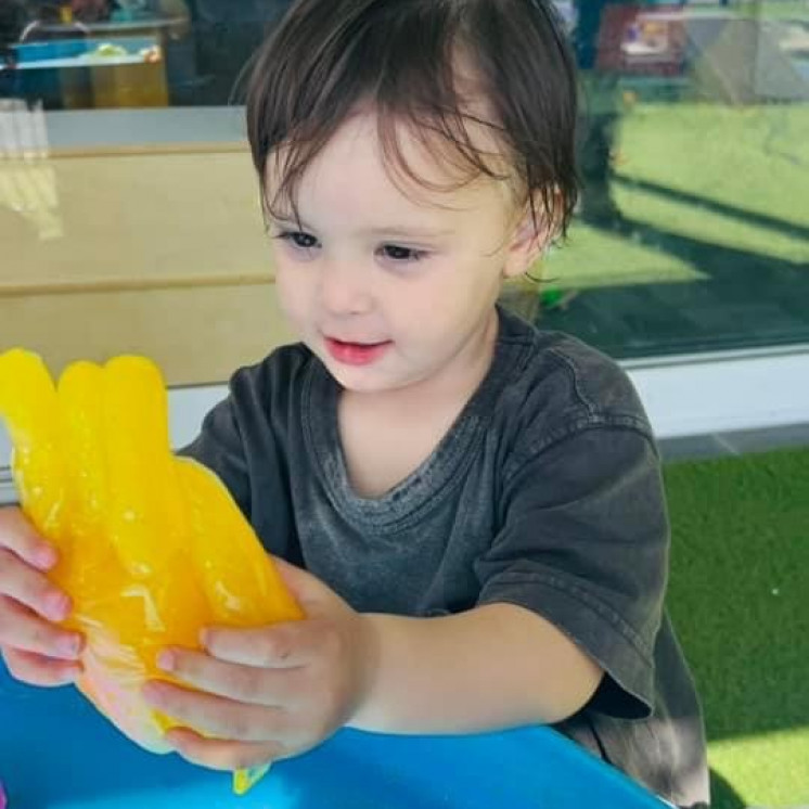 Waterplay for infants at Busy Bees Ormiston 