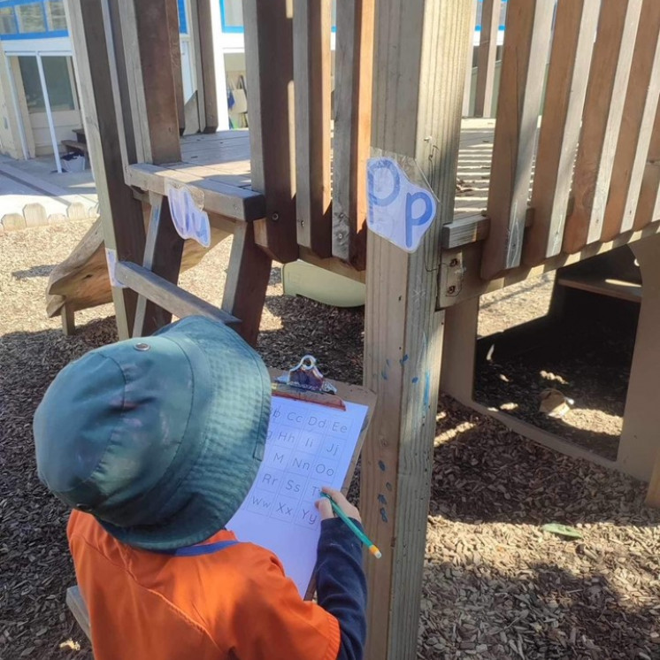 Busy Bees Whitby preschool scavenger hunt