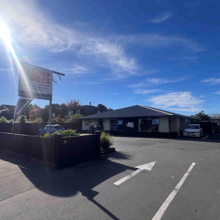 Busy Bees Woodend preschoool, local boutique small license
