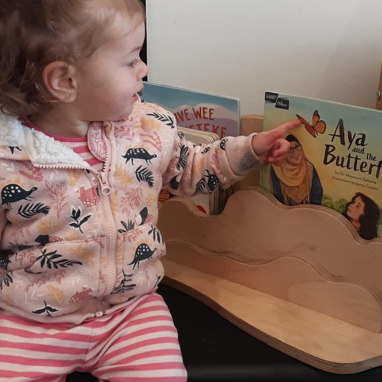 Children reading books and literature at House of Wonder Cambridge