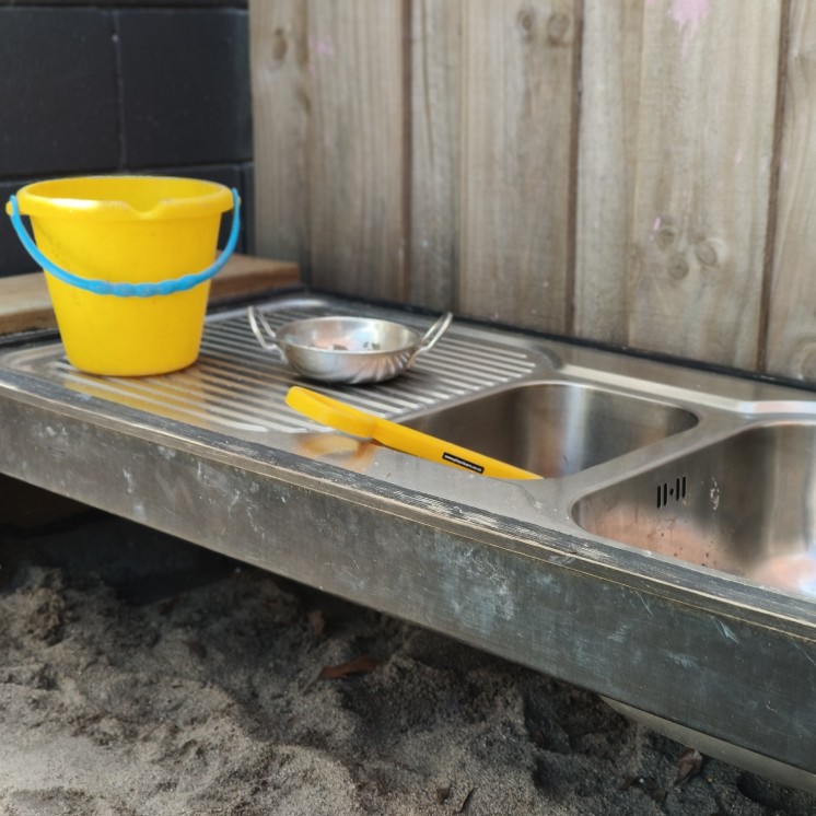 House of Wonder Forest Lake Sandpit and outdoor kitchen area