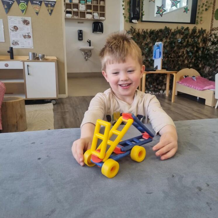 Little Coasties by Busy Bees Manly Whangaparaoa building cars happy children