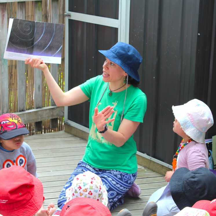 Te Puna Reo Te Waonui a Taane storytime